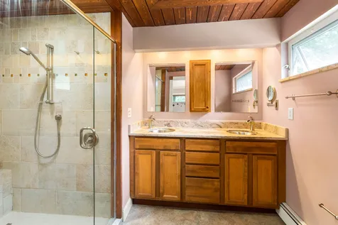 40 Aspen Drive Strafford NH 03884