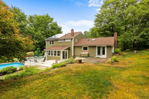 40 Aspen Drive Strafford NH 03884