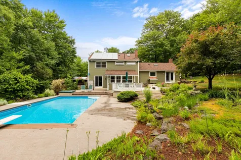 40 Aspen Drive Strafford NH 03884