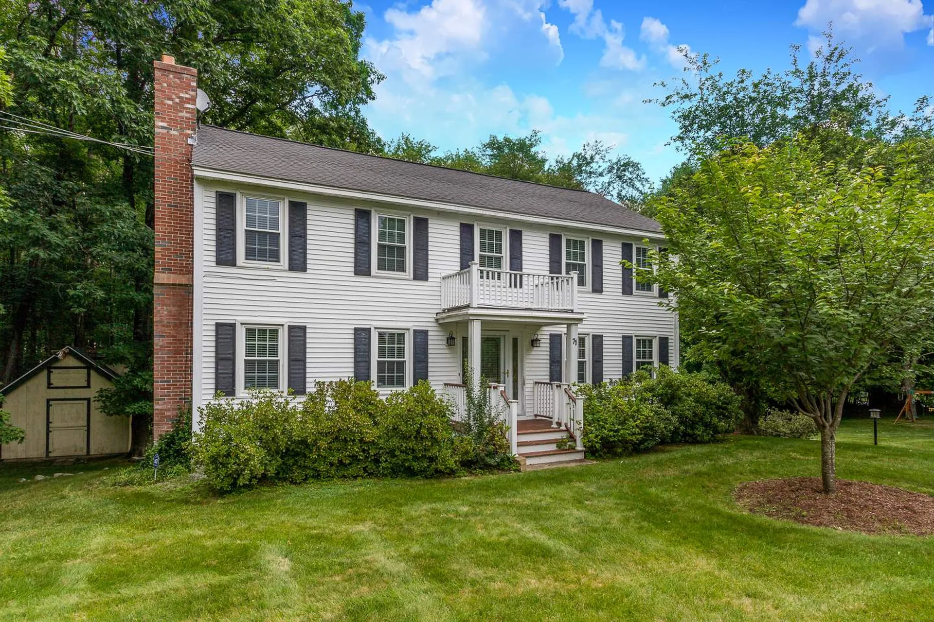 71 Peaslee Road Merrimack NH 03054