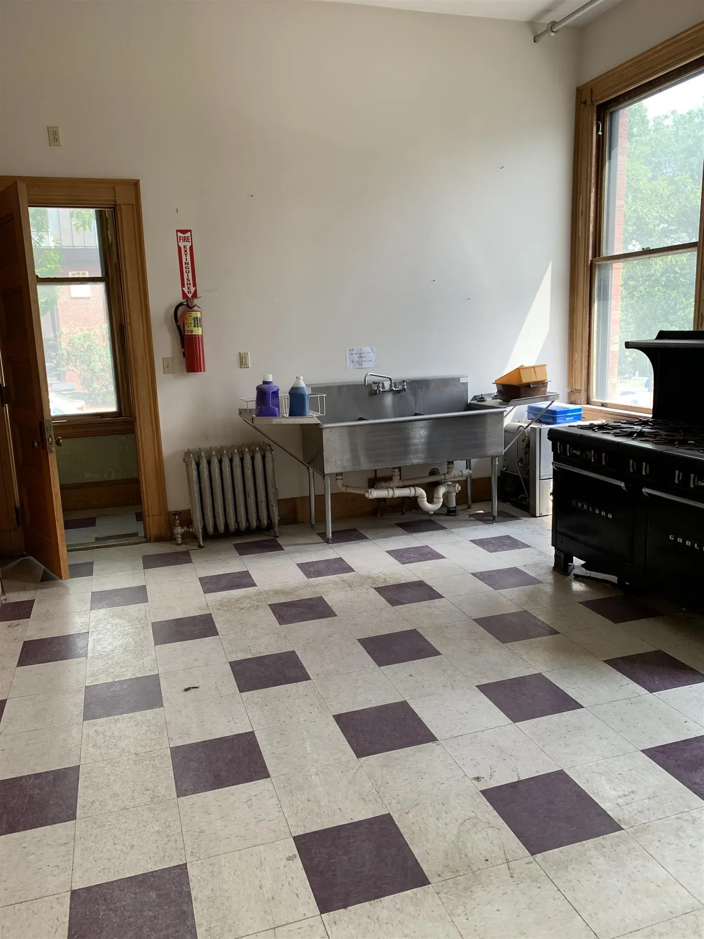 137 Main Street Littleton NH 03561