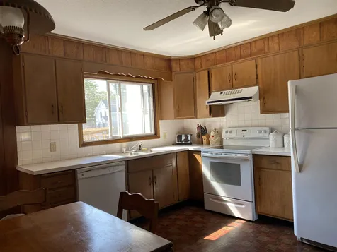 18 Grove Street Claremont NH 03743