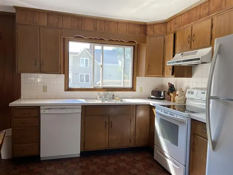 18 Grove Street Claremont NH 03743