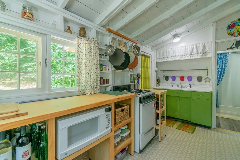 124 High Pine Drive Arlington VT 05250