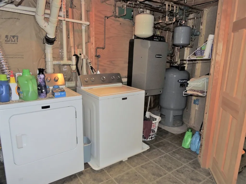 11 Raspberry Court Milton VT 05468
