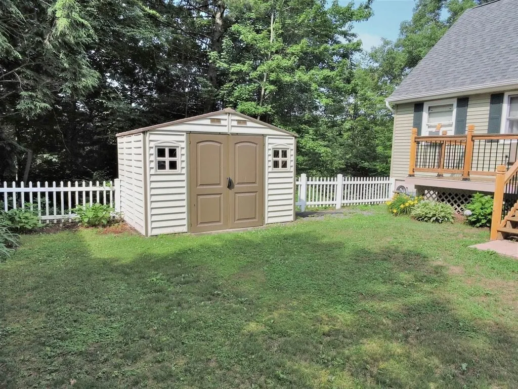 11 Raspberry Court Milton VT 05468