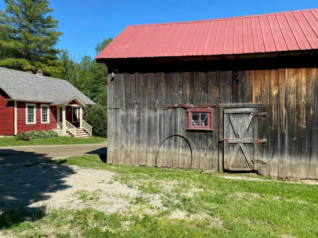 432 Dowsville Road Duxbury VT 05660