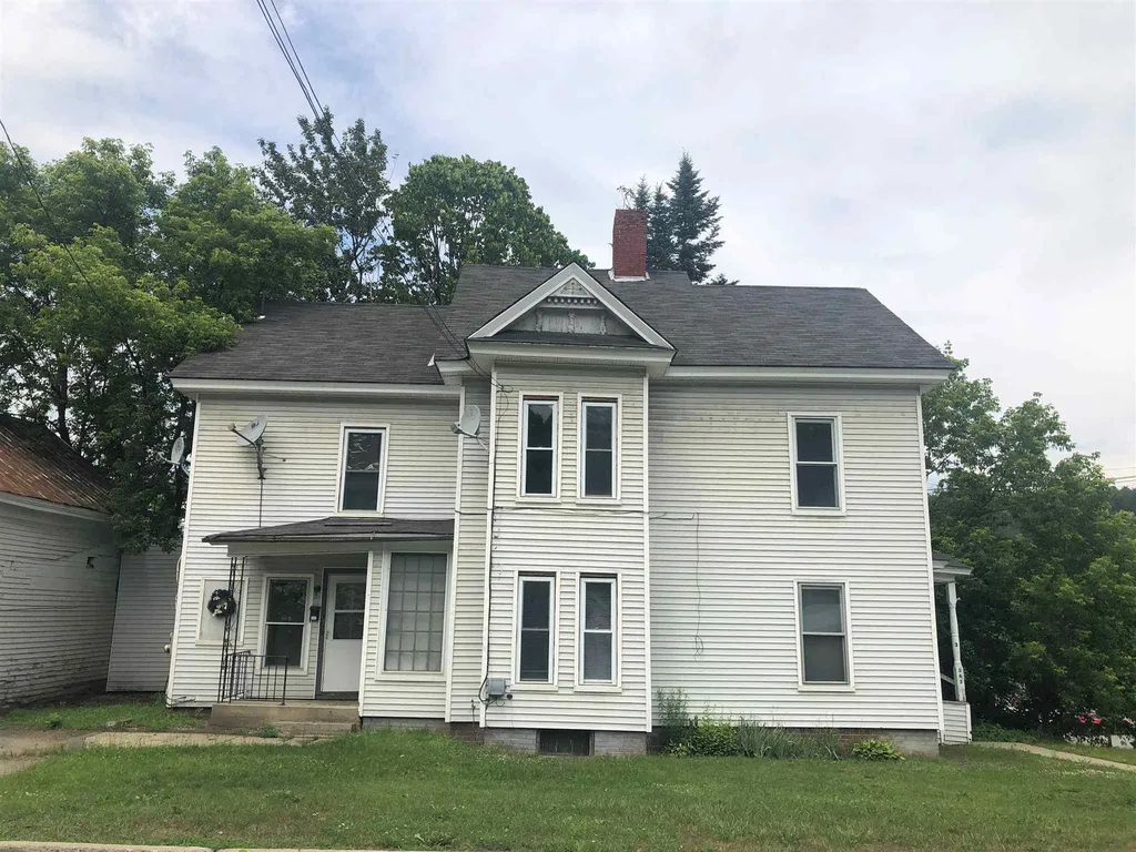 363 Lafayette Street St. Johnsbury VT 05819
