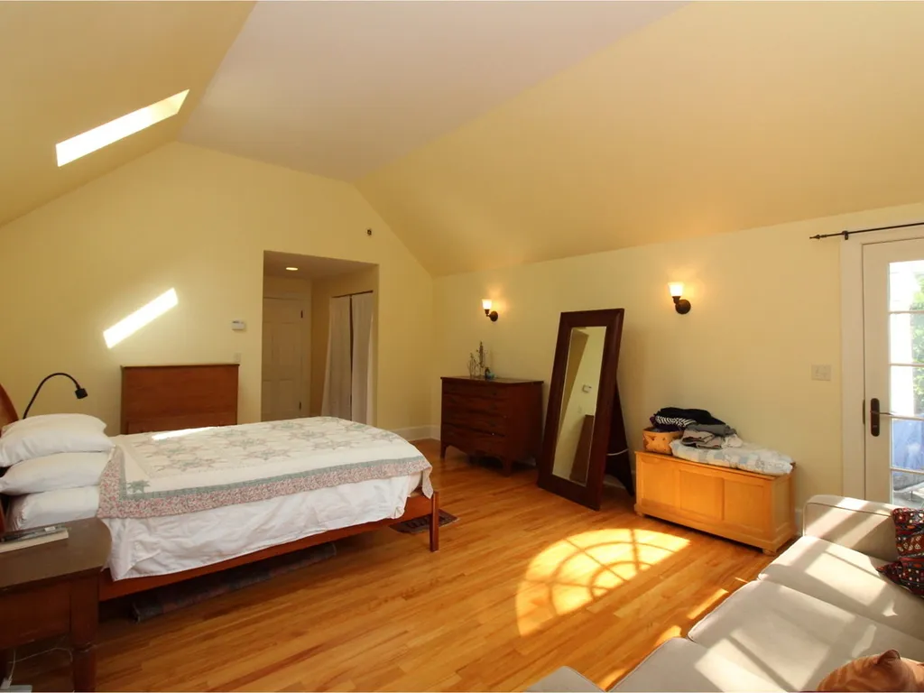 178 Summit Street Burlington VT 05401
