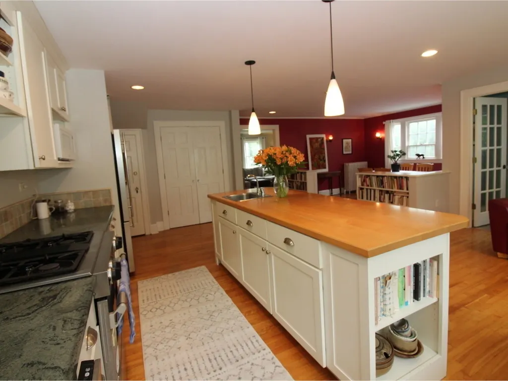 178 Summit Street Burlington VT 05401
