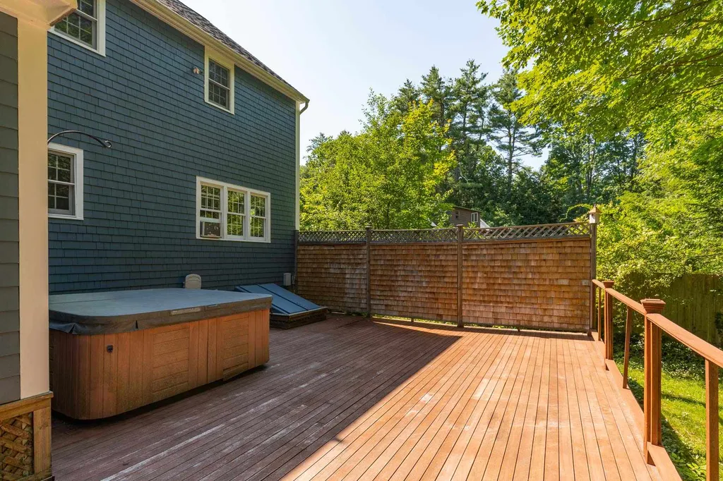 1 Emerson Road Durham NH 03824