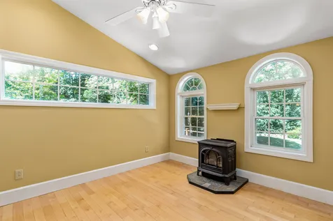 1 Emerson Road Durham NH 03824