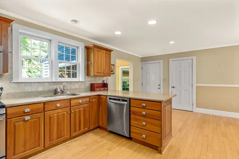 1 Emerson Road Durham NH 03824