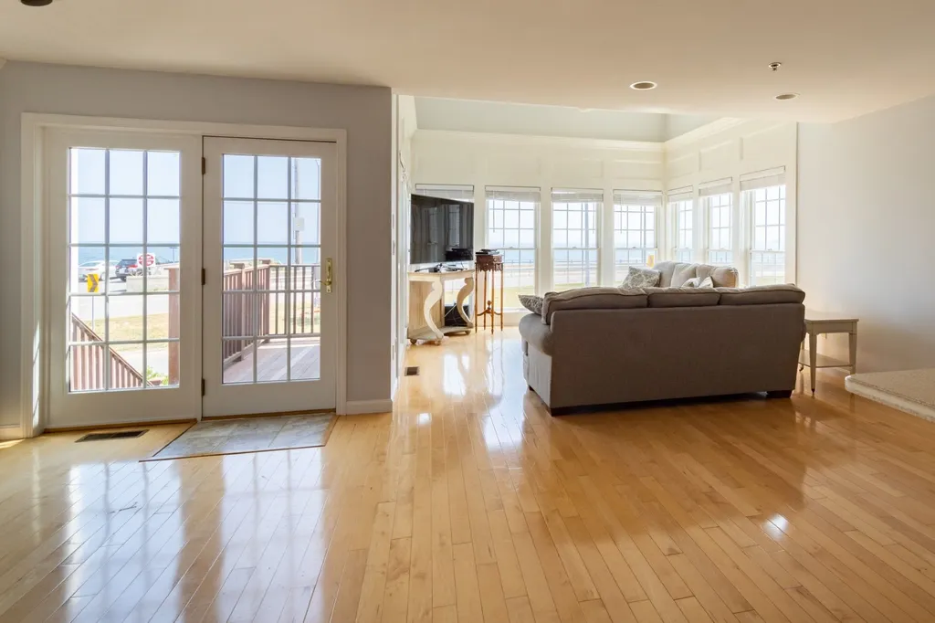 503 Ocean Boulevard Hampton NH 03842