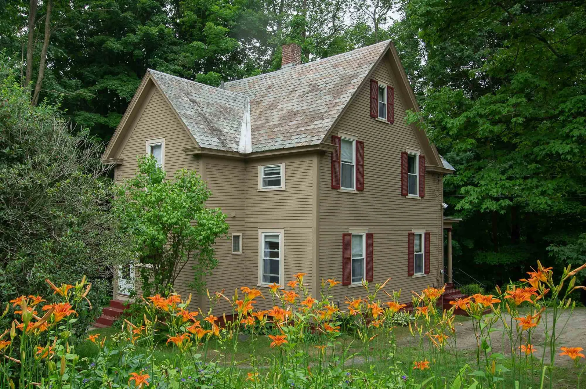 112 Highland Street Brattleboro VT 05301