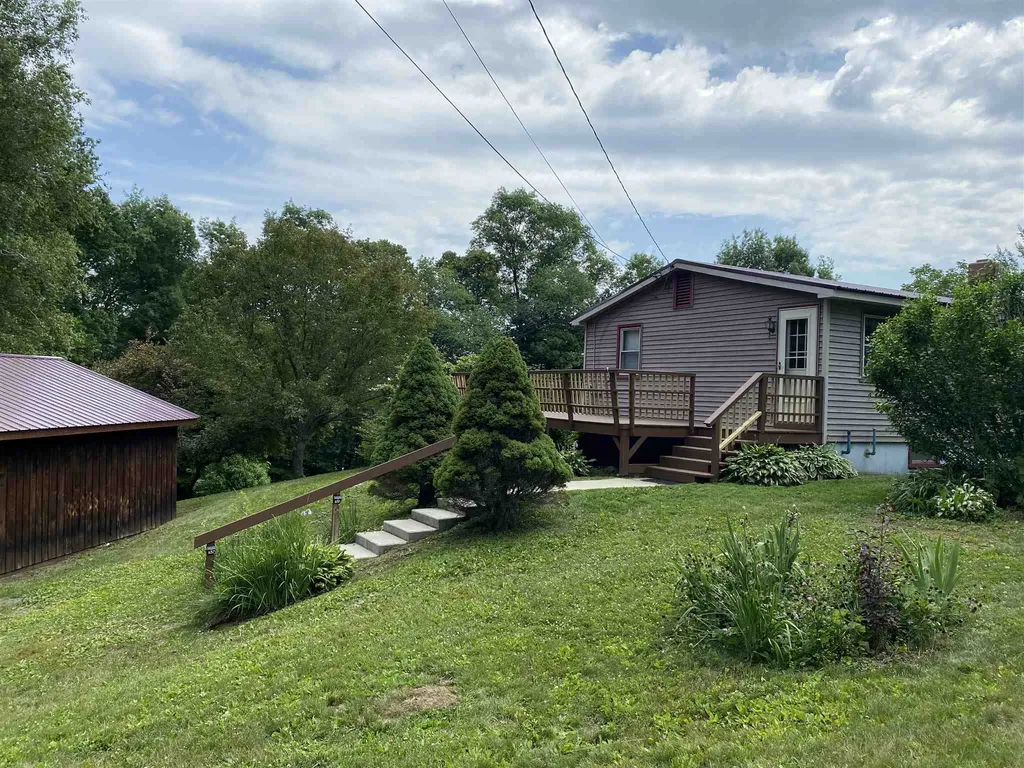 144 Covey Road Brattleboro VT 05301
