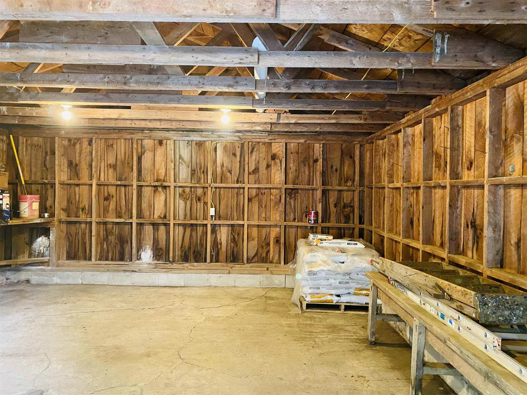 144 Covey Road Brattleboro VT 05301