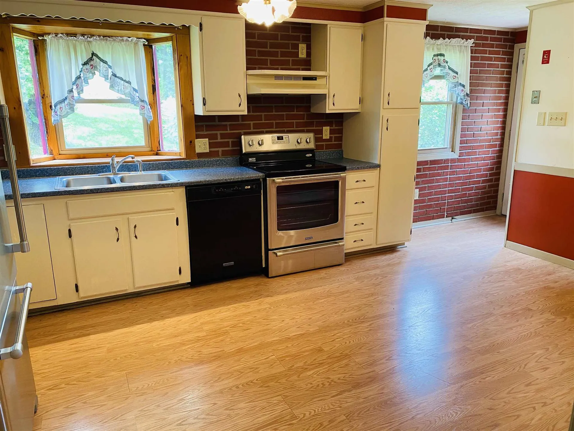 144 Covey Road Brattleboro VT 05301
