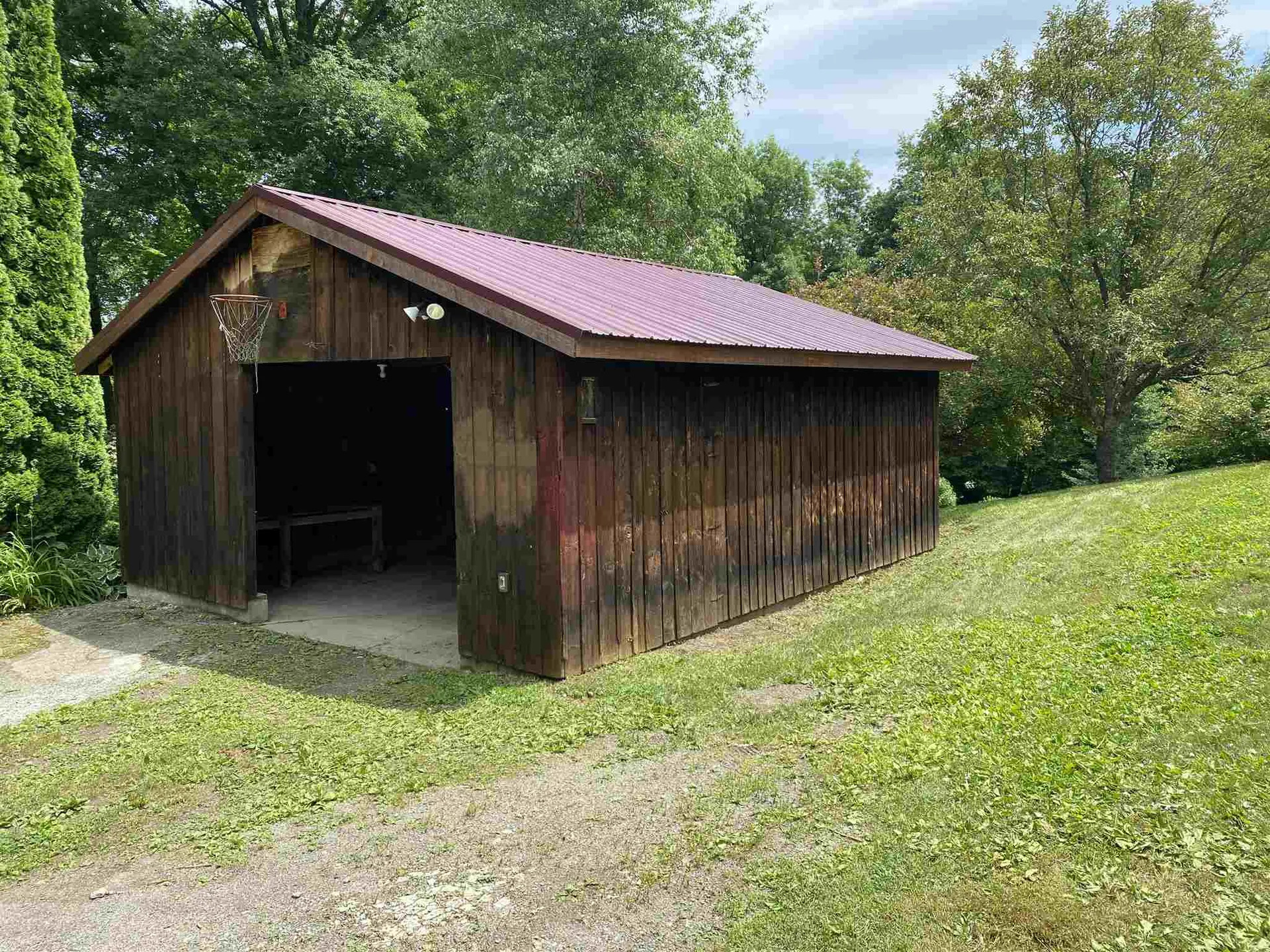 144 Covey Road Brattleboro VT 05301