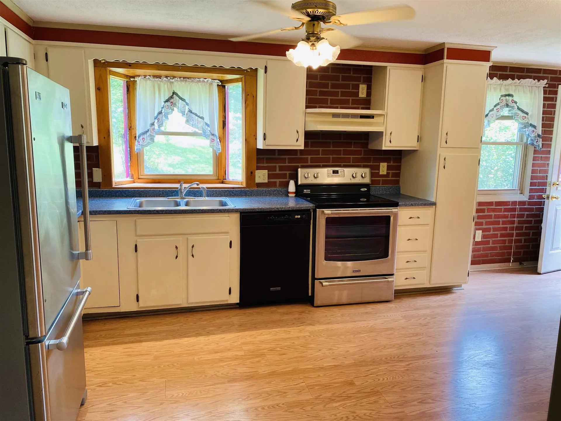 144 Covey Road Brattleboro VT 05301