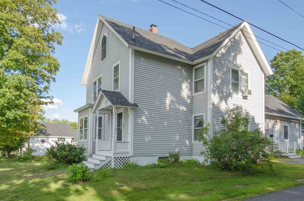 65 Beech Street Bristol NH 03222