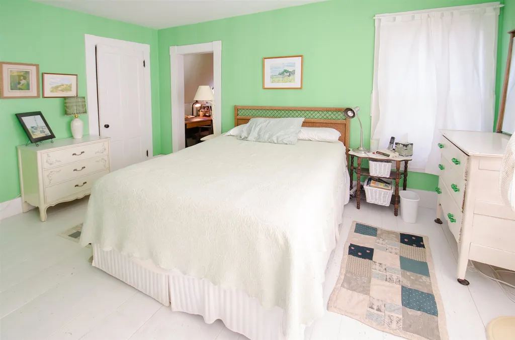 65 Beech Street Bristol NH 03222