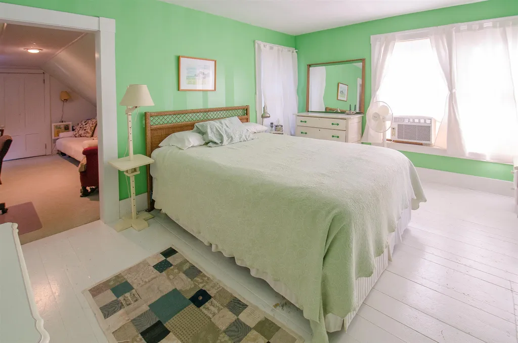 65 Beech Street Bristol NH 03222