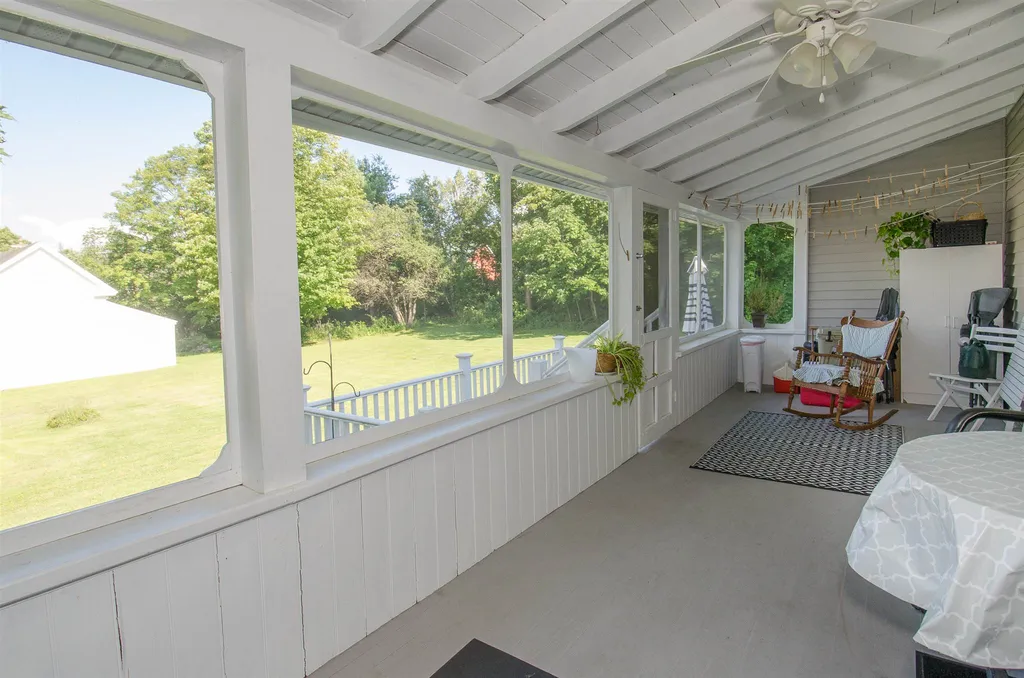 65 Beech Street Bristol NH 03222