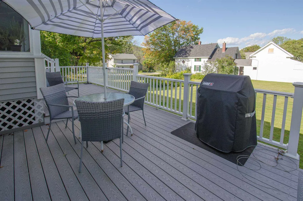 65 Beech Street Bristol NH 03222