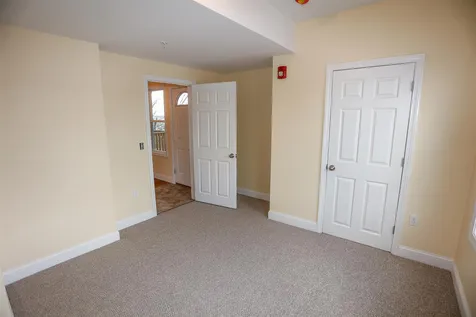21 Clifford Avenue Manchester NH 03103