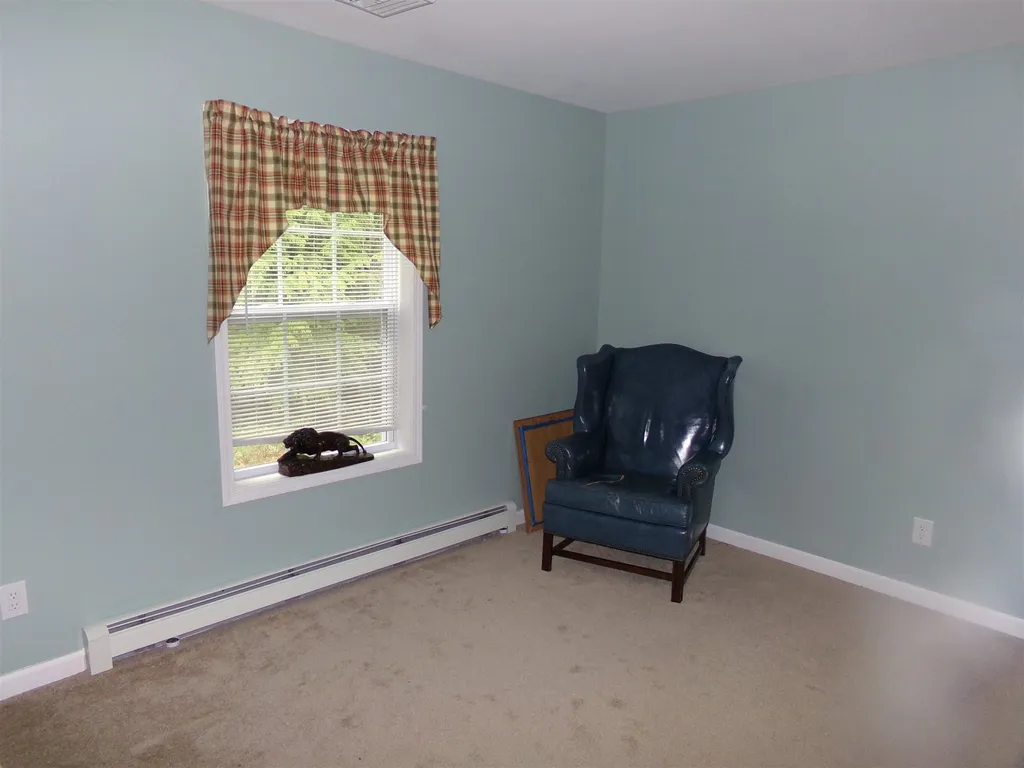 11 Woodcrest Drive Ossipee NH 03864