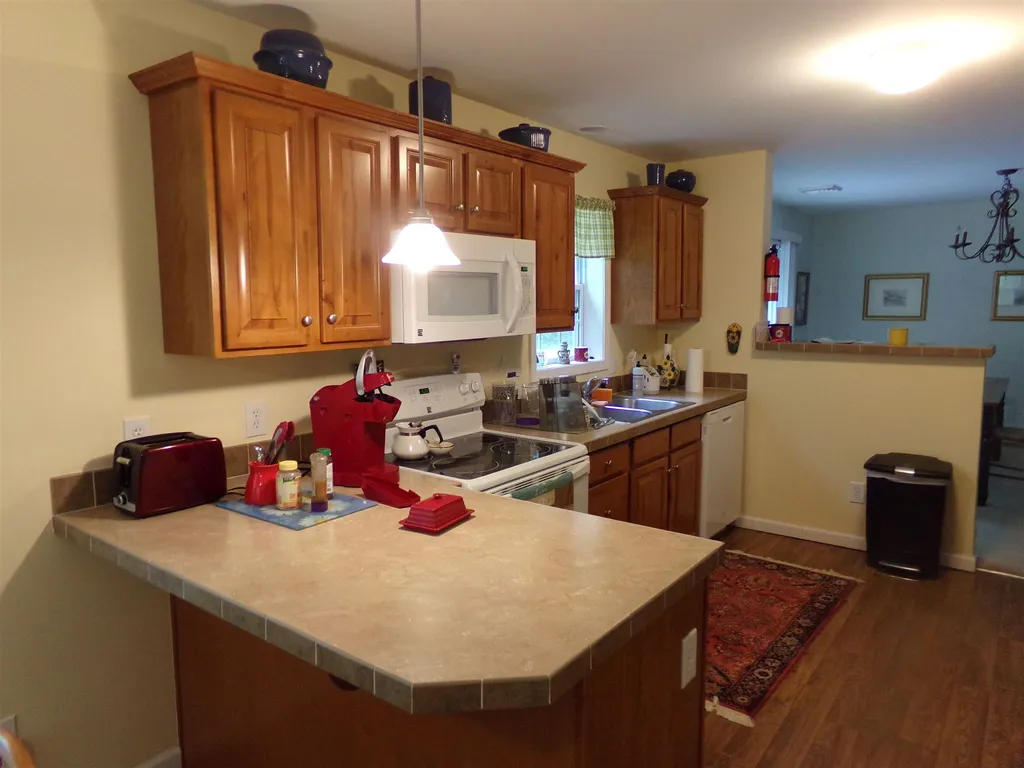 11 Woodcrest Drive Ossipee NH 03864