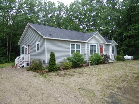 11 Woodcrest Drive Ossipee NH 03864