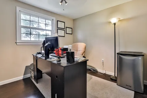 53 Tenby Drive Nashua NH 03062