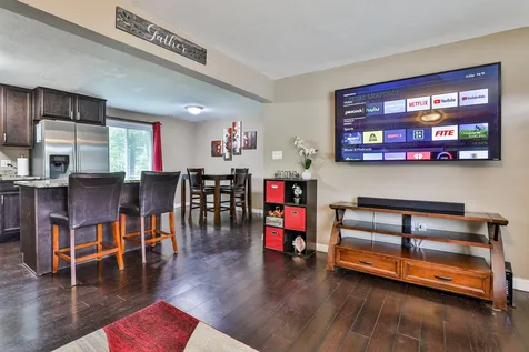 53 Tenby Drive Nashua NH 03062