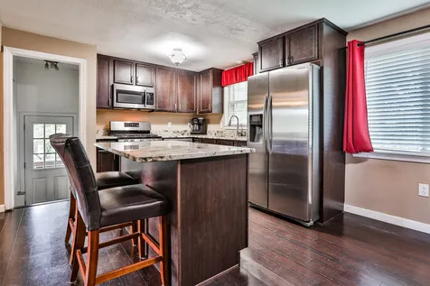53 Tenby Drive Nashua NH 03062