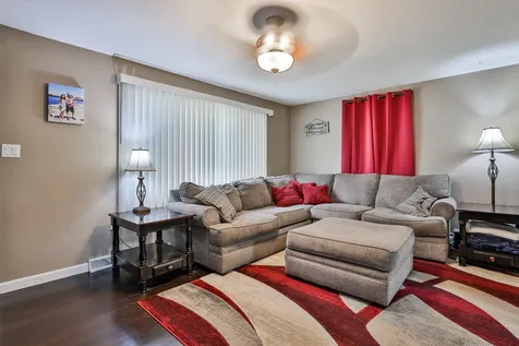 53 Tenby Drive Nashua NH 03062