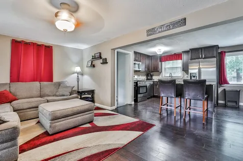 53 Tenby Drive Nashua NH 03062