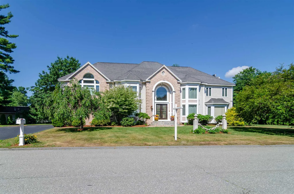 3 Pinewood Road Salem NH 03079