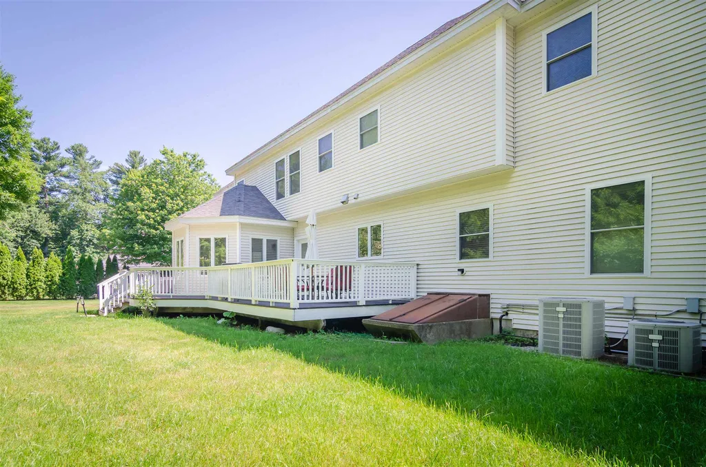3 Pinewood Road Salem NH 03079