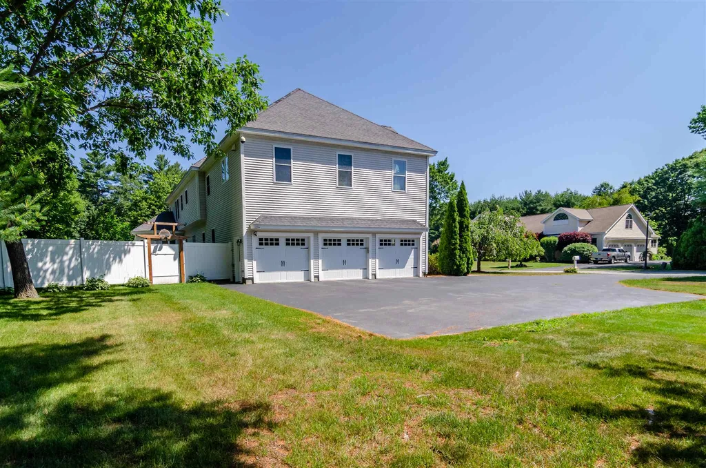 3 Pinewood Road Salem NH 03079