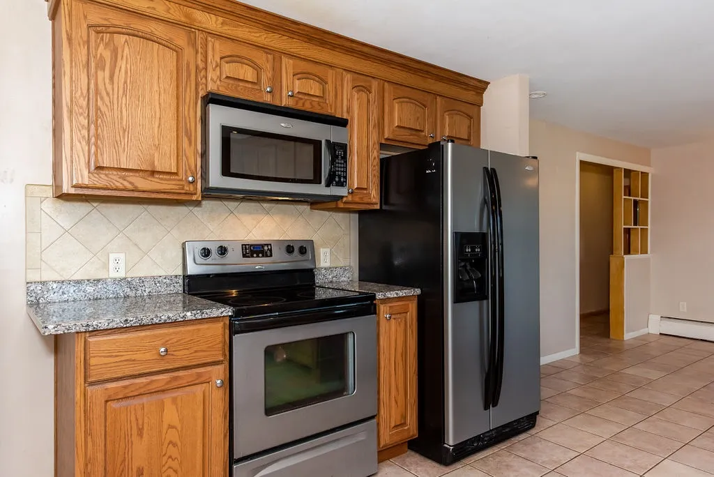 76 Maple Street Rochester NH 03867