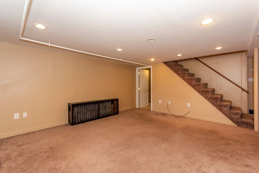 76 Maple Street Rochester NH 03867