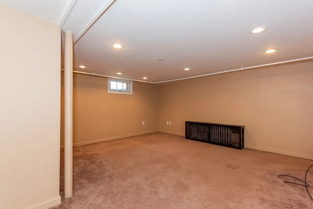 76 Maple Street Rochester NH 03867