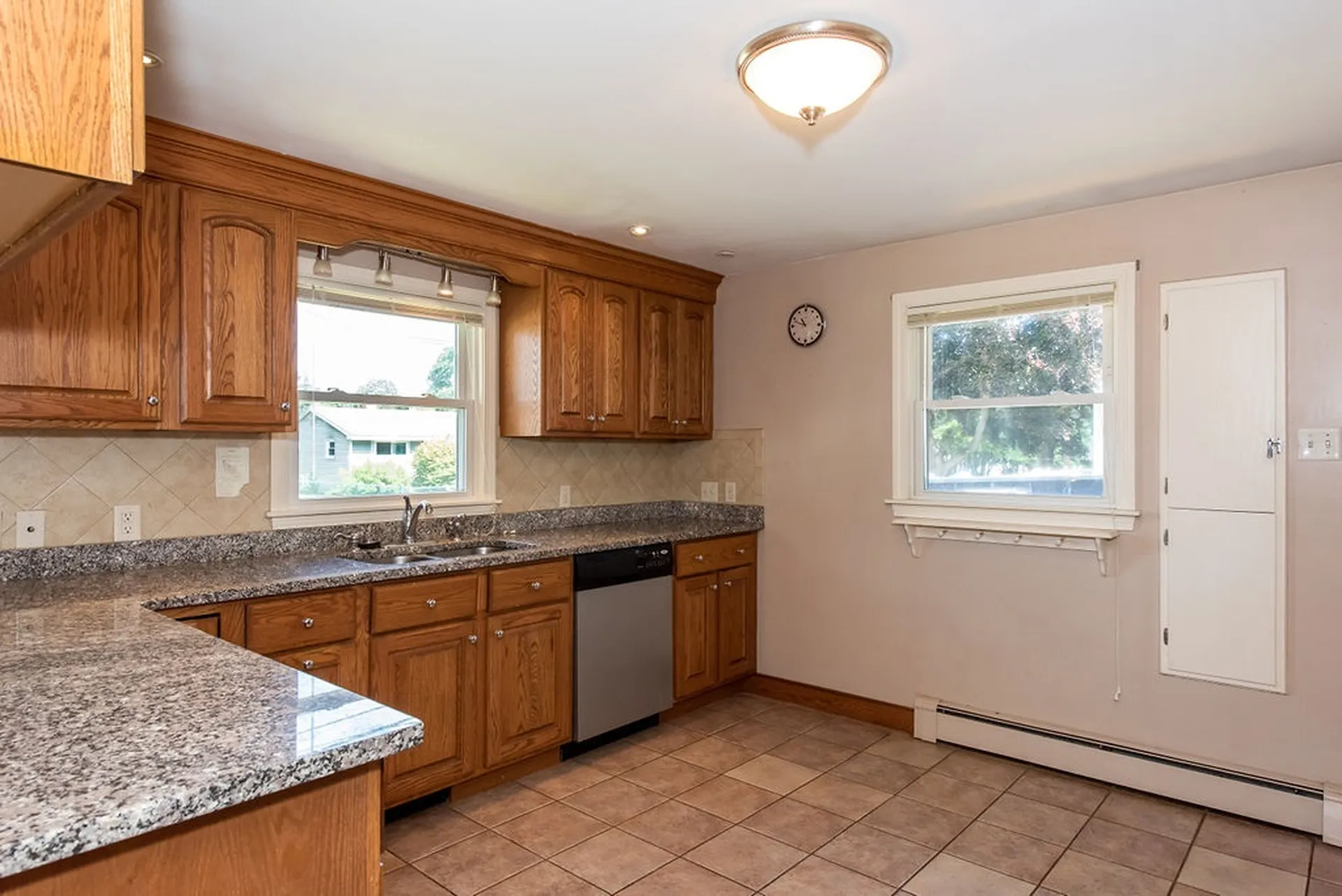 76 Maple Street Rochester NH 03867