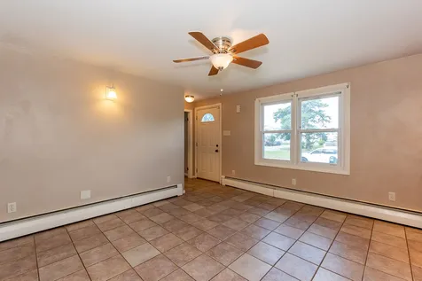 76 Maple Street Rochester NH 03867