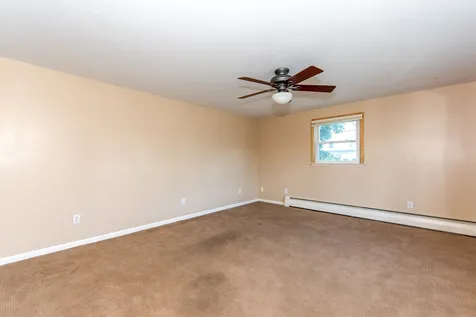 76 Maple Street Rochester NH 03867