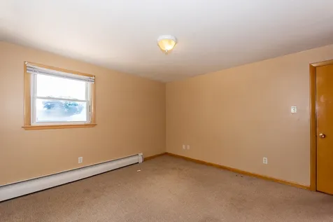 76 Maple Street Rochester NH 03867
