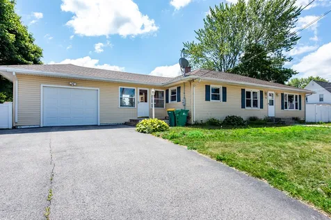 76 Maple Street Rochester NH 03867