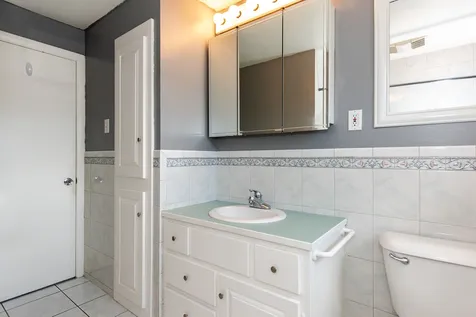76 Maple Street Rochester NH 03867